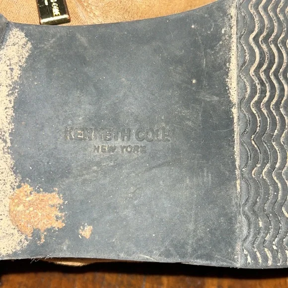 Kenneth Cole Girls Boots - Picture 13 of 13